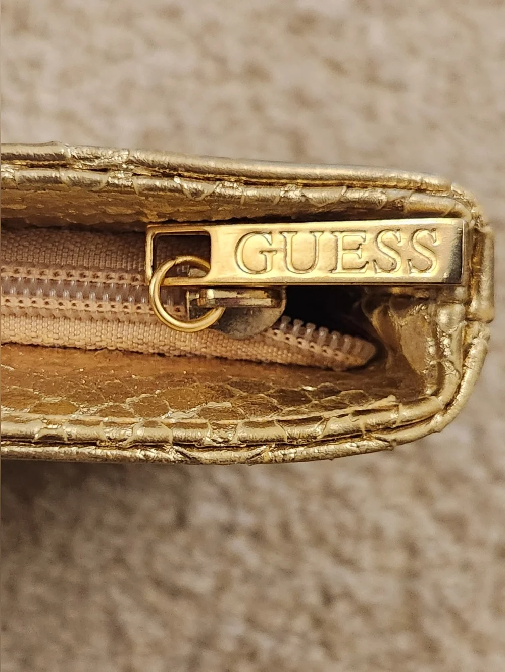 Guess‎ Gold Textured Clutch Cosmetic Bag #K